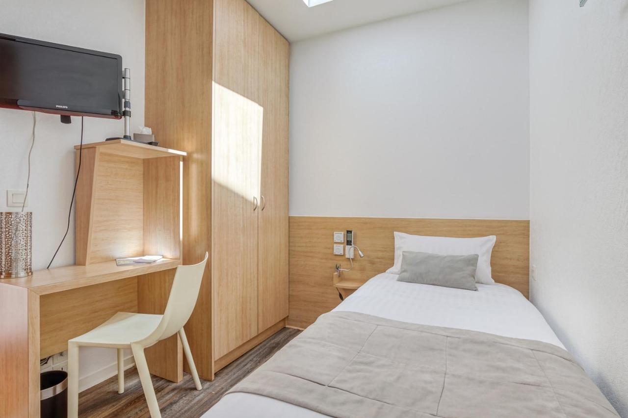 Hôtel des Voyageurs Centre Bastide Bordeaux Buitenkant foto
